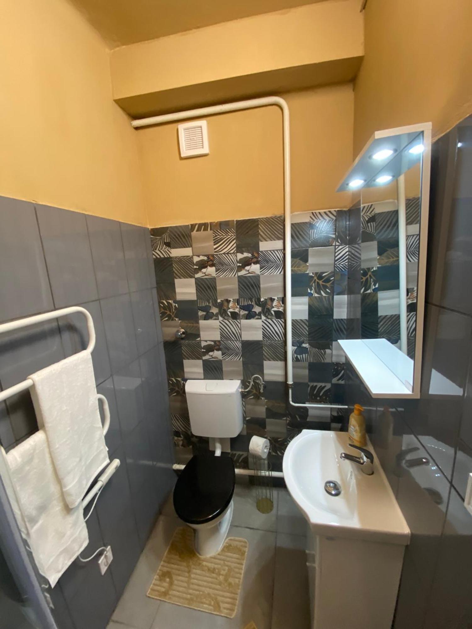 Airport17 B&B Vecsés Εξωτερικό φωτογραφία